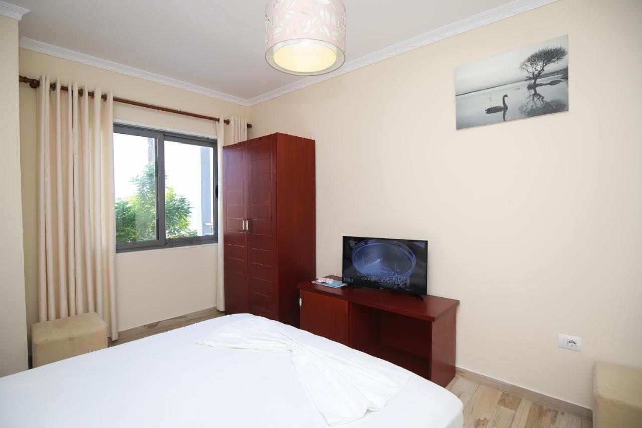 Hotel Summer Stars Vlorë Eksteriør bilde