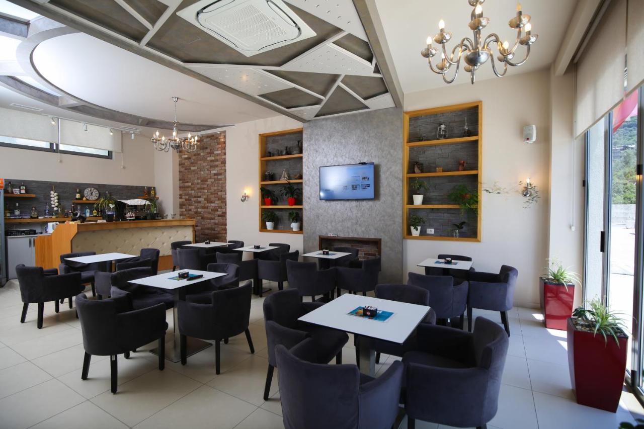 Hotel Summer Stars Vlorë Eksteriør bilde